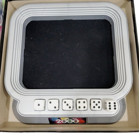 Hasbro Risk 'n' Roll 2000 The Dice of New Millennium Vintage Board Game 1999-200 - Picture 2 of 6